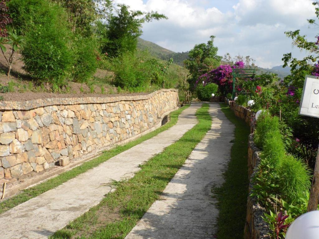 Aythaya Monte Divino Lodge Taunggyi Extérieur photo